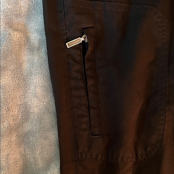 Grey's Anatomy Women Black Scrub Cargo Pants - Picture 7 of 8